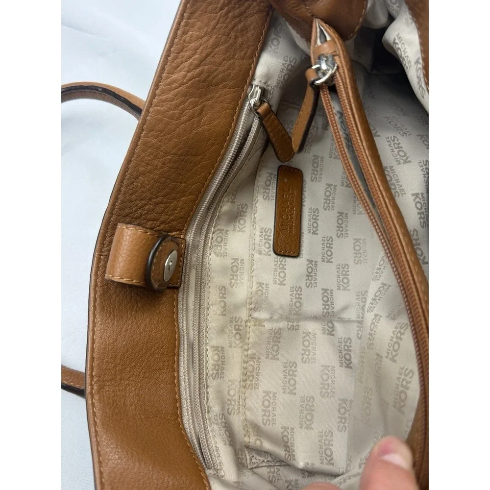 Michael‎ Michael Kors Hamilton Traveler Leather Tote  bag - Genuine